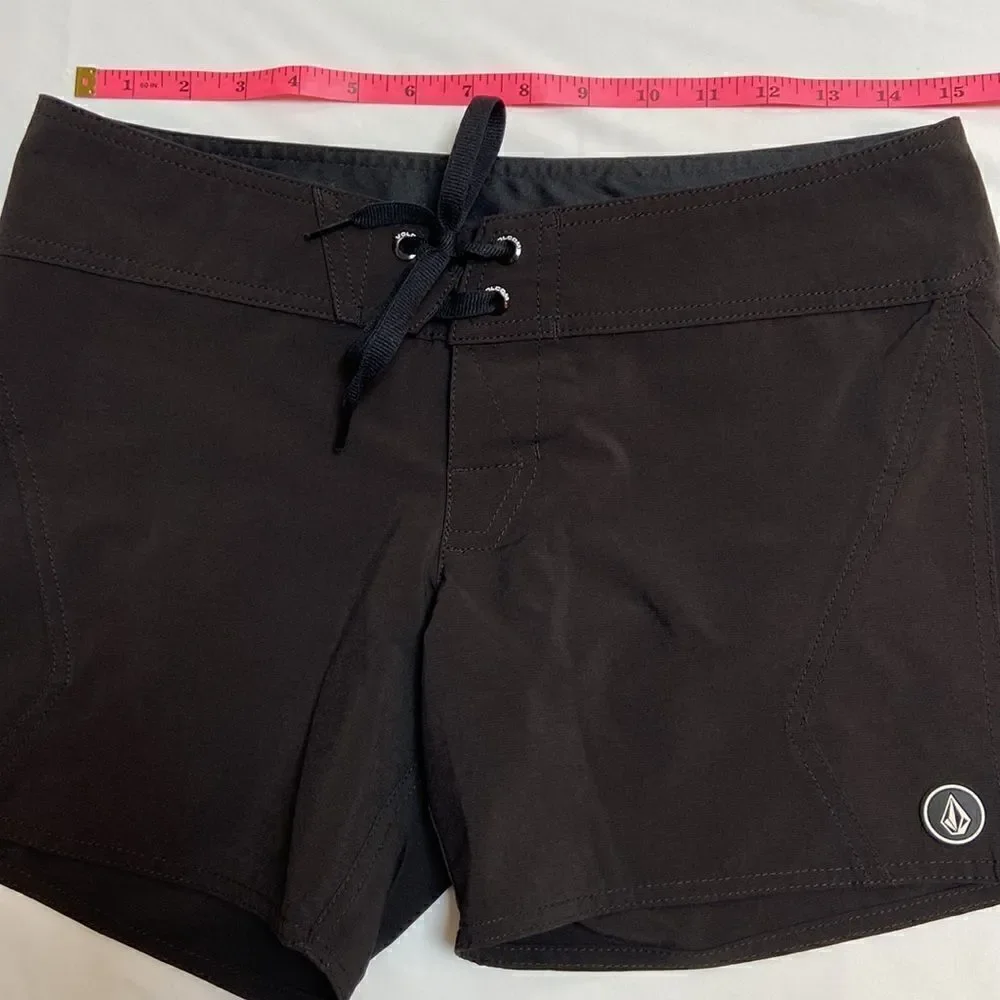 Volcom Swim Shorts size 5 - Picture 3 of 8